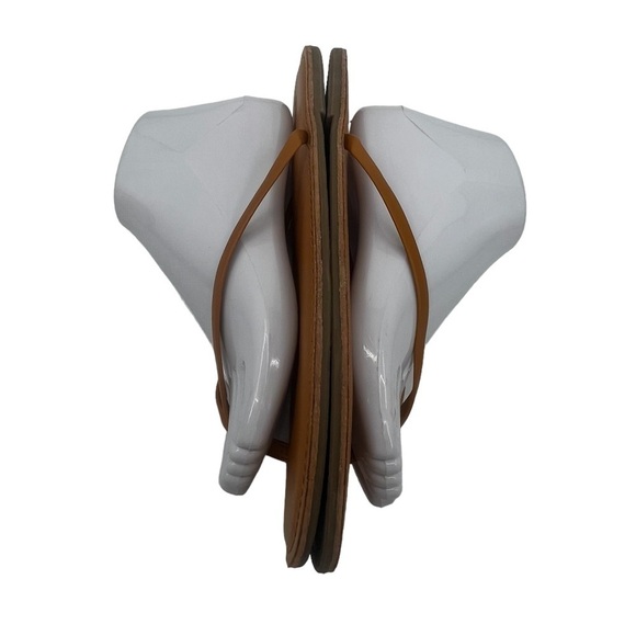 Old Navy Tan Faux Leather Capri Flat Sandals Size 9 1/2 Women’s - Picture 7 of 9